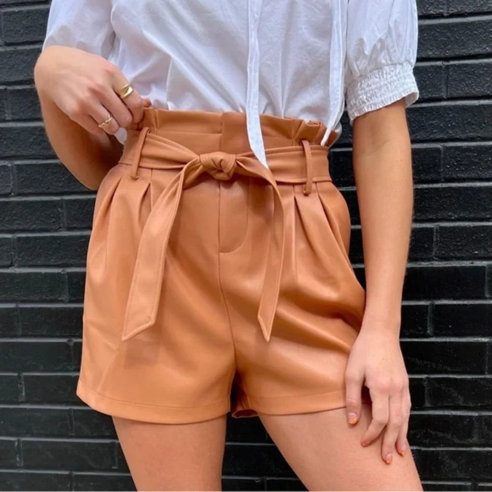 Bishop + Young Vigan Leather Tie Waist Shorts‎ | Size M